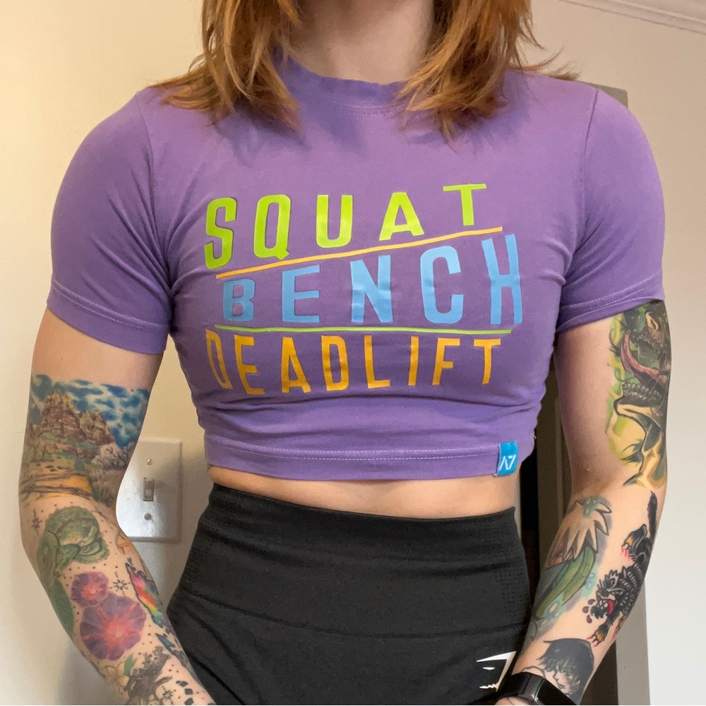 A7 bar grip crop top size S